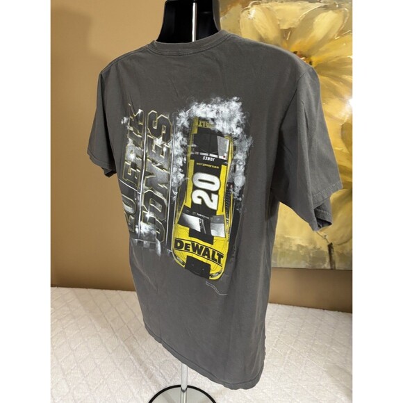 Joe Gibbs Racing 2019 Erik Jones #20 Dewalt Sponsor NASCAR 2 Sided Tee Size M - Picture 10 of 15